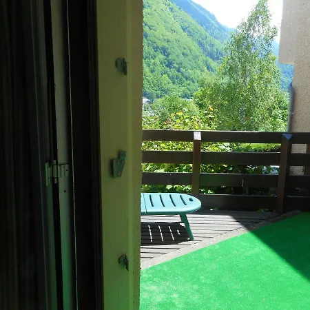 Confortable à - 40 M² - Vue Sur La Montagne Cauterets