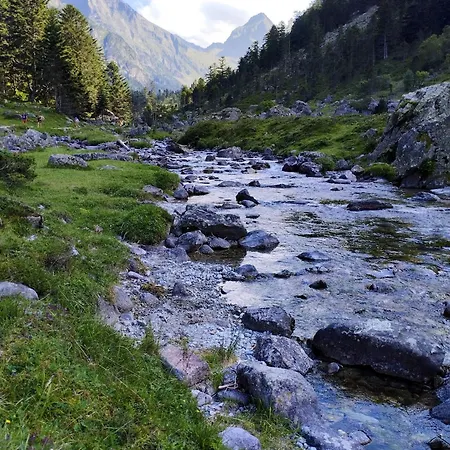 Confortable A - 40 M² - Vue Sur La Montagne Apartment