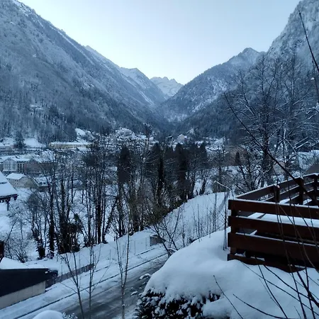 Confortable A - 40 M² - Vue Sur La Montagne Cauterets
