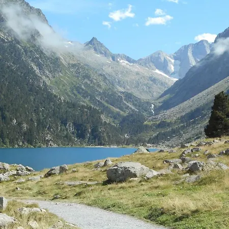 Confortable A - 40 M² - Vue Sur La Montagne 아파트